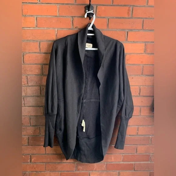 Aritzia diderot sweater sales